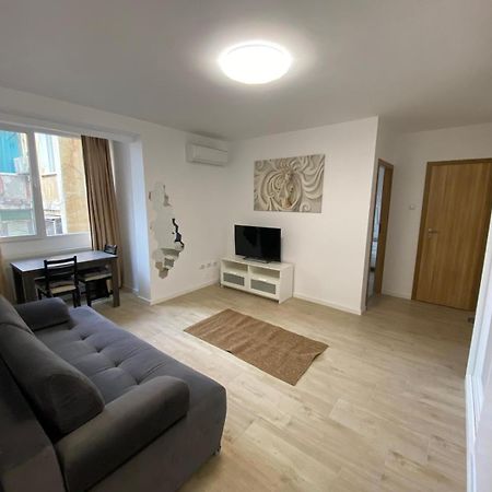 Apartament Universitate Apartment บูคาเรสต์ ภายนอก รูปภาพ