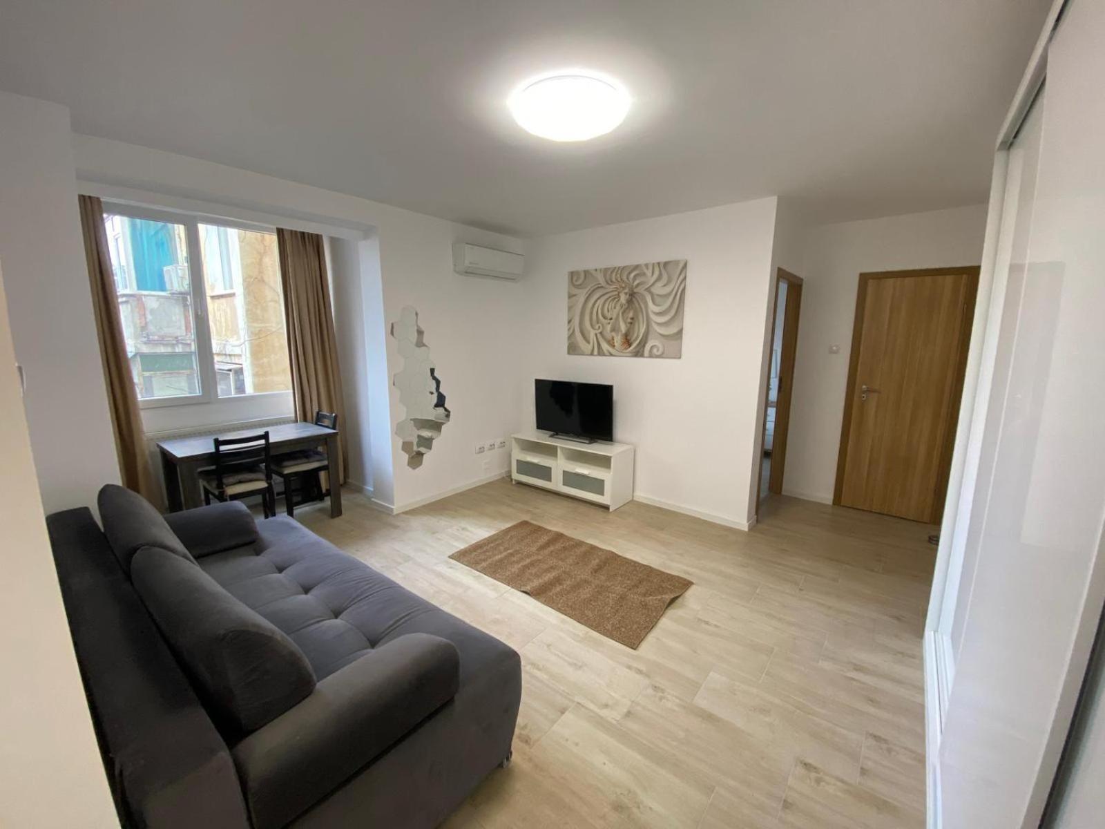 Apartament Universitate Apartment บูคาเรสต์ ภายนอก รูปภาพ